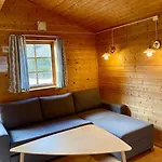 Trollstigen Camping&gjestegård *
