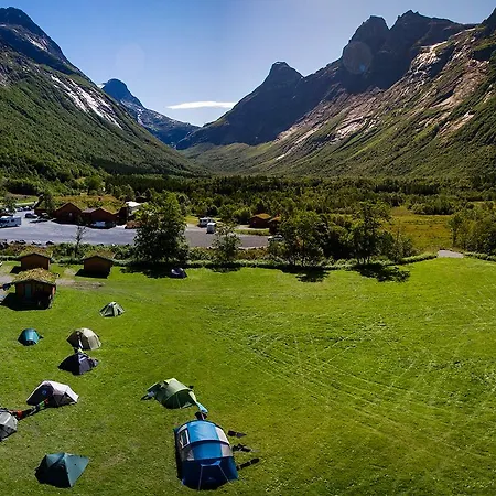 Trollstigen And Gjestegard Åndalsnes