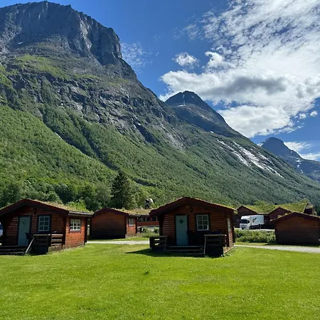Trollstigen Camping&gjestegård Campingplasser Åndalsnes